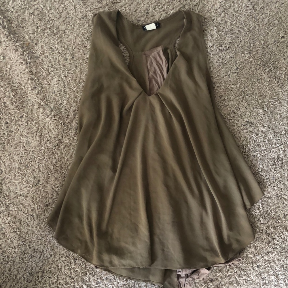 Cute summer top.